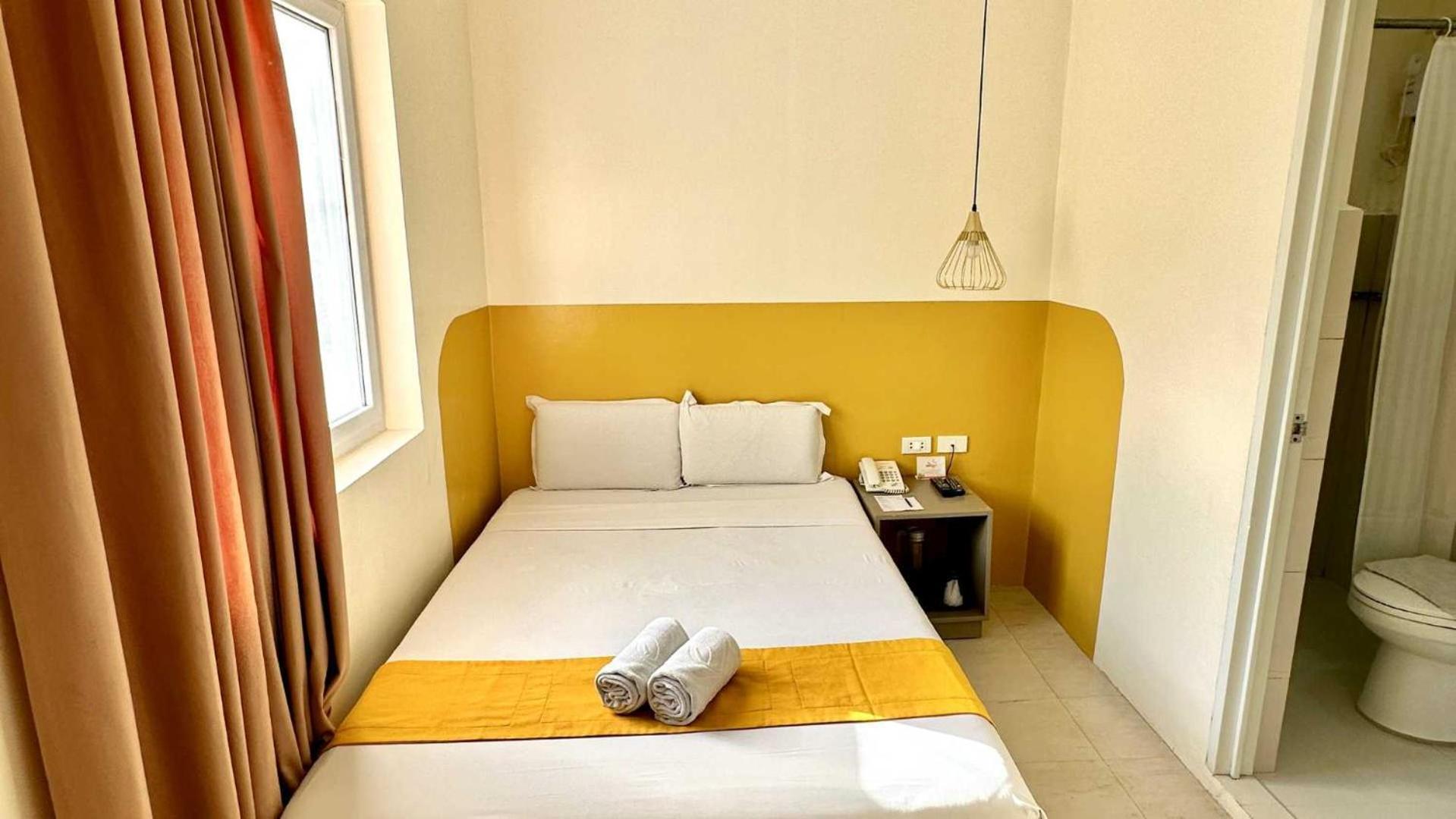 Travelbee Capitol Inn Cebu Dış mekan fotoğraf