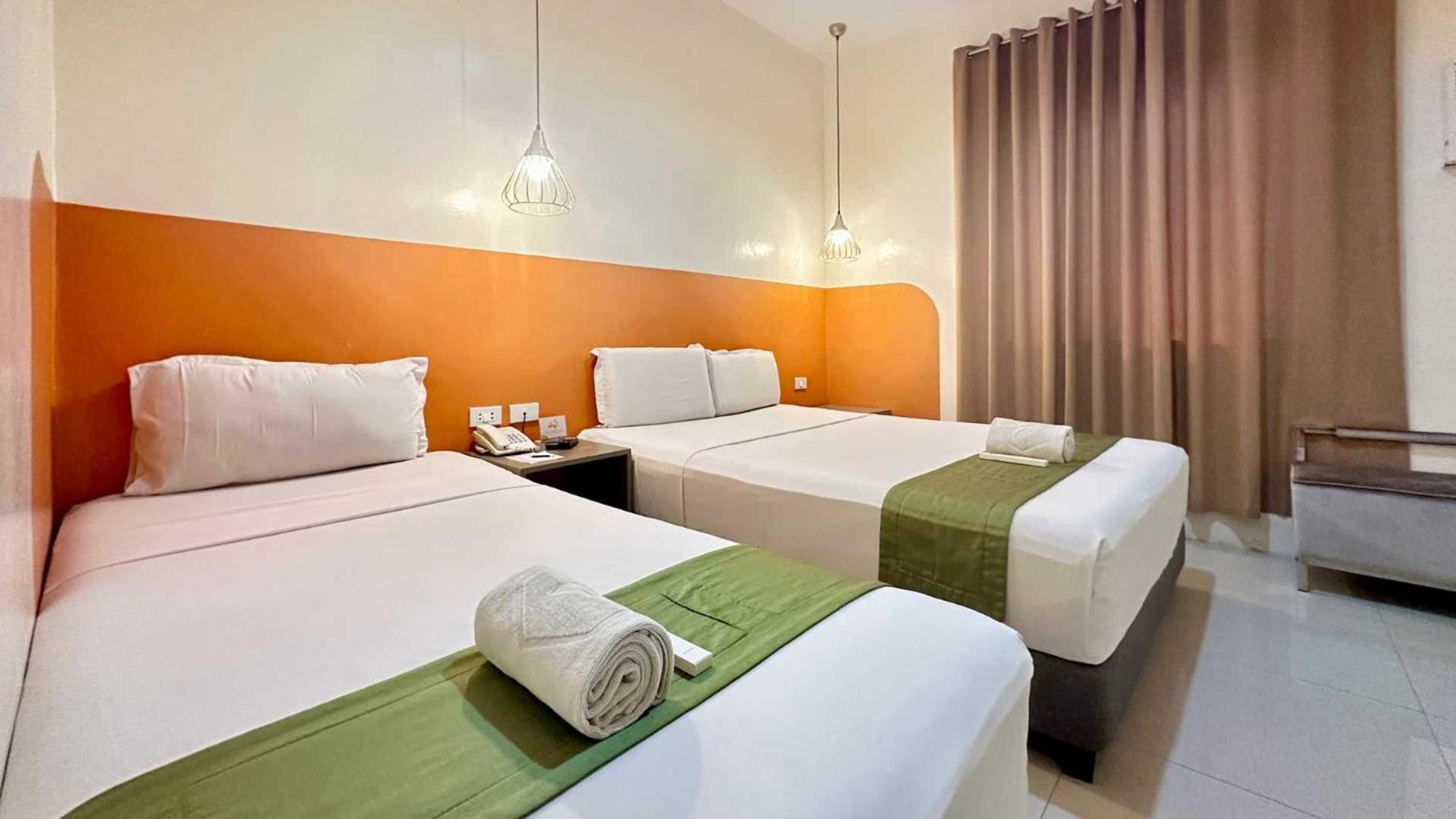 Travelbee Capitol Inn Cebu Dış mekan fotoğraf