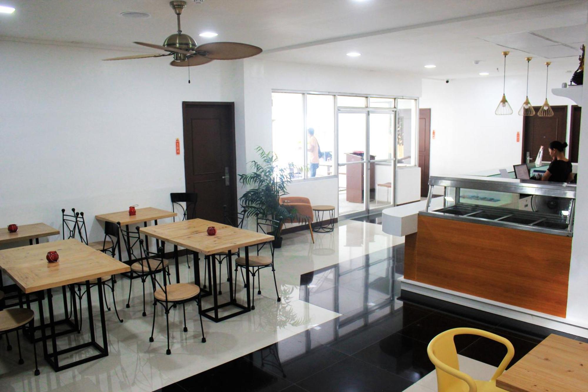 Travelbee Capitol Inn Cebu Dış mekan fotoğraf